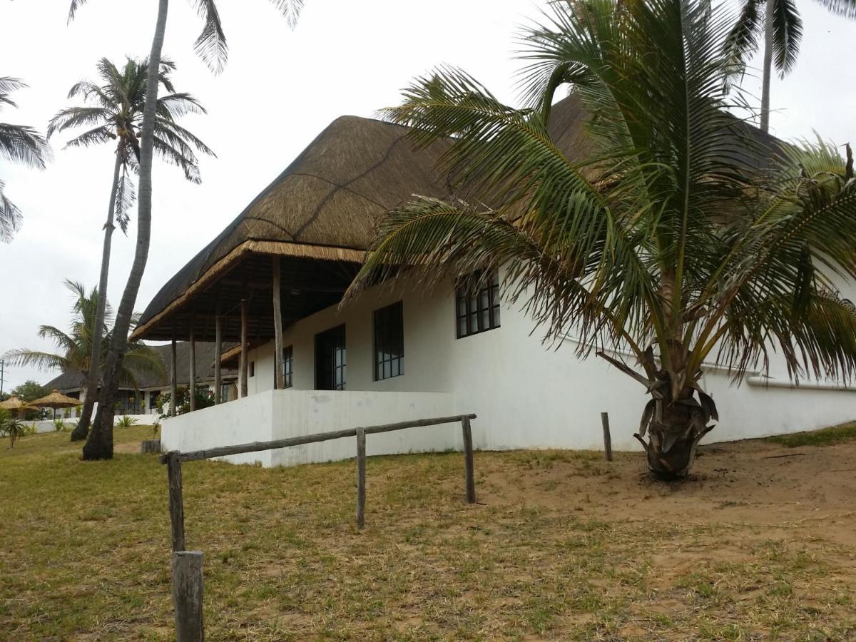 Blue Moon Beach Holiday Resort Inhambane Zewnętrze zdjęcie